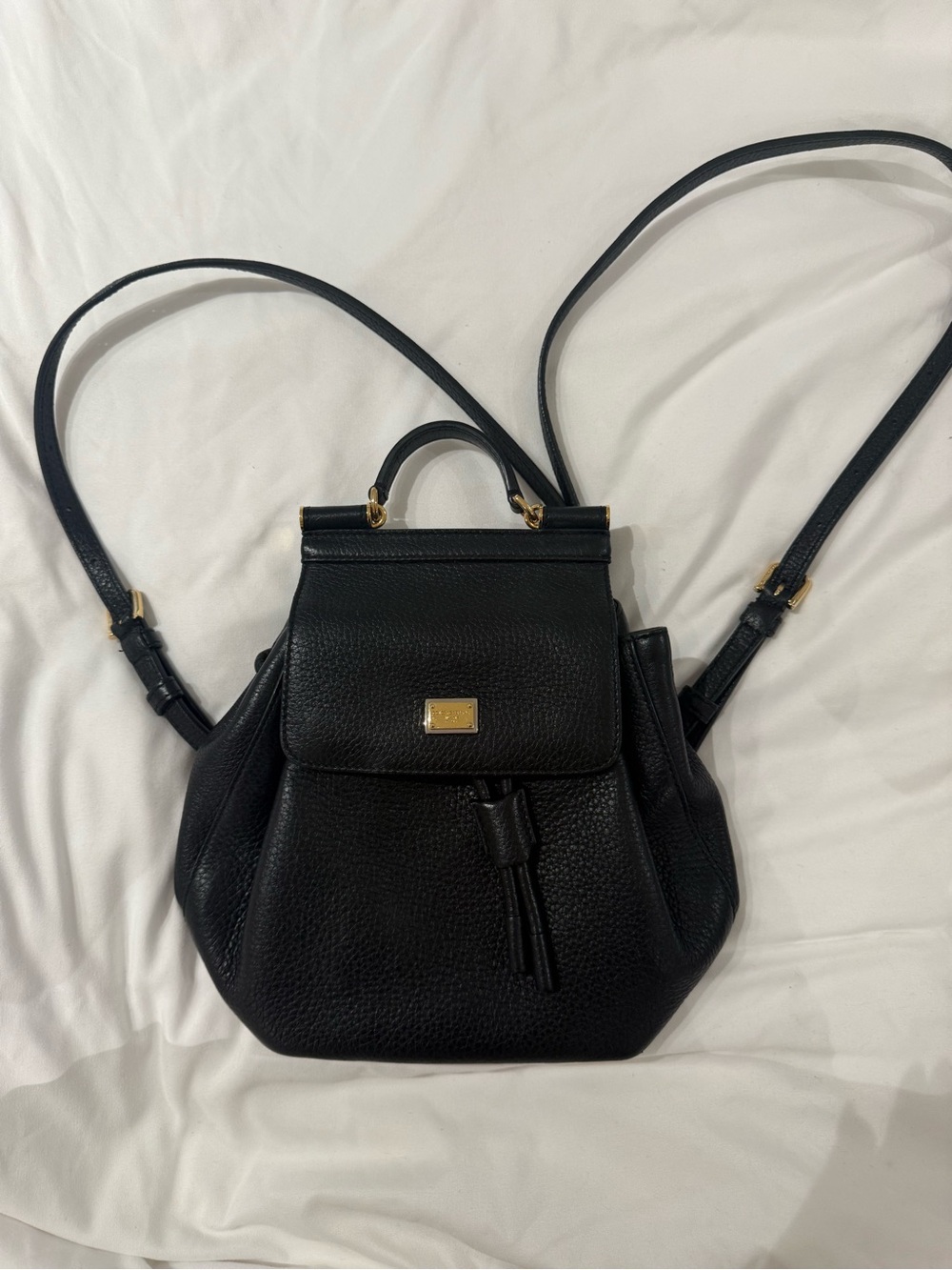 Black Leather Convertible Backpack Handbag - Classic Everyday Style